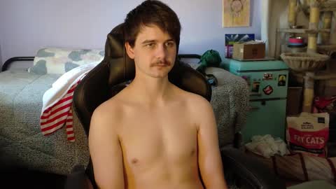 Wyatt online show from 10-31-25, 06:42