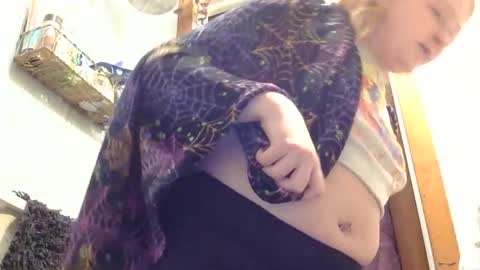 x2kayx2 online show from 12-01-25, 11:48