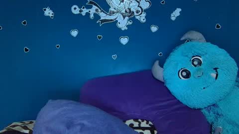 Karen online show from 09-19-25, 04:58