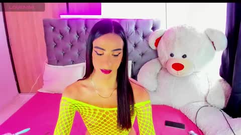 Snapshot of x_indomitable1 chatting on 01-24-25, 02:41 Maria Juliana online show from 01-24-25, 02:41