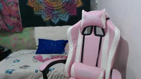 x_lexi_x online show from 12-28-24, 06:17