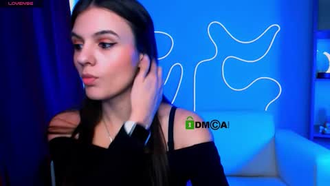 Snapshot of x_yasmin_x chatting on 02-28-26, 10:05 Yasmin online show from 02-28-26, 10:05