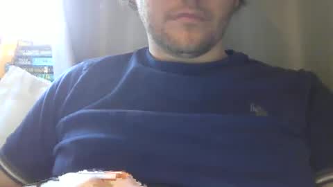 Snapshot of x_yes chatting on 01-09-25, 12:41 x_yes online show from 01-09-25, 12:41