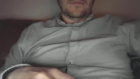 Snapshot of x_yes chatting on 09-16-25, 09:38 x_yes online show from 09-16-25, 09:38