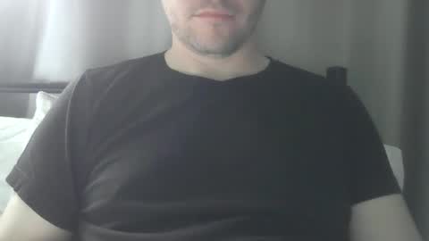 Snapshot of x_yes chatting on 10-14-25, 11:22 x_yes online show from 10-14-25, 11:22