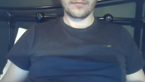 Snapshot of x_yes chatting on 10-22-25, 05:45 x_yes online show from 10-22-25, 05:45