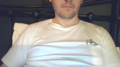 Snapshot of x_yes chatting on 02-05-26, 05:28 x_yes online show from 02-05-26, 05:28