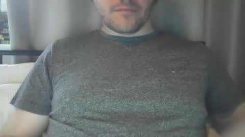 Snapshot of x_yes chatting on 02-06-26, 01:36 x_yes online show from 02-06-26, 01:36