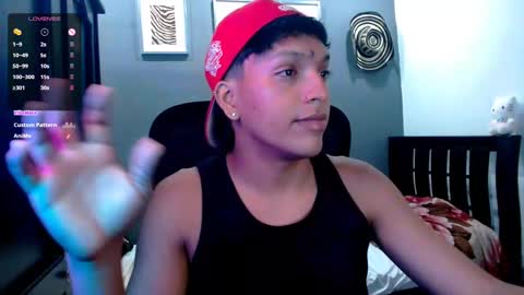 Snapshot of xander_bonnet1 chatting on 01-21-25, 02:33 Xander bonnet online show from 01-21-25, 02:33