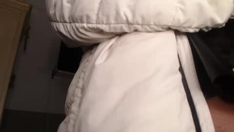       S A R A      100K followers online show from 11-25-25, 08:09