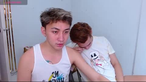 Snapshot of xasianprince4youx chatting on 10-28-25, 07:38 khris online show from 10-28-25, 07:38