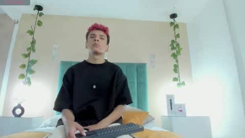 Snapshot of xavier_fox__ chatting on 02-11-26, 08:58 xavier fox online show from 02-11-26, 08:58