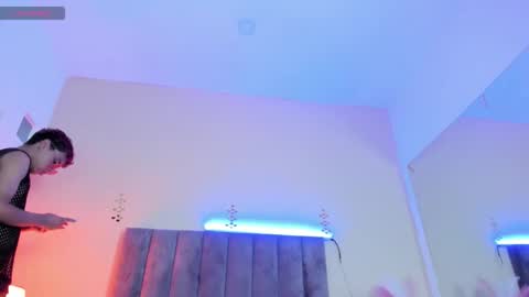 Snapshot of xavier_fox__ chatting on 02-14-26, 11:34 xavier fox online show from 02-14-26, 11:34