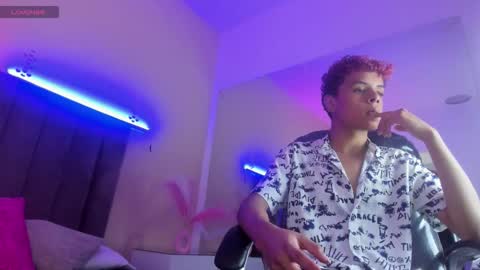 Snapshot of xavier_fox__ chatting on 02-15-26, 01:52 xavier fox online show from 02-15-26, 01:52