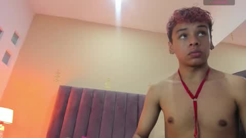 Snapshot of xavier_fox__ chatting on 02-16-26, 08:38 xavier fox online show from 02-16-26, 08:38