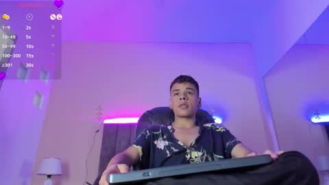 Snapshot of xavier_fox__ chatting on 02-24-26, 09:24 xavier fox online show from 02-24-26, 09:24