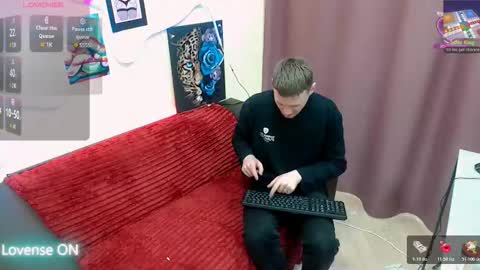 xavier_night81 online show from 12-15-25, 11:14