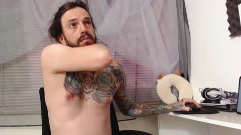 Snapshot of xcamtentationx chatting on 12-18-24, 12:40 xcamtentationx online show from 12-18-24, 12:40