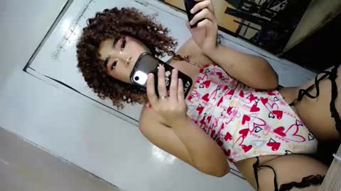 Snapshot of xchinita_kyanggx chatting on 01-28-25, 06:39 kianna online show from 01-28-25, 06:39