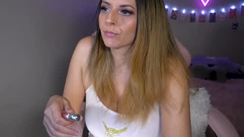 spoil me here  online show from 03-12-25, 08:30