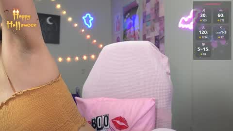 spoil me here  online show from 10-06-25, 05:43