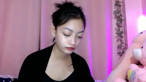 Snapshot of xcxccy19 chatting on 02-06-25, 01:27 Sachi Cy online show from 02-06-25, 01:27