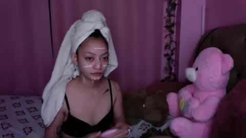 Snapshot of xcxccy19 chatting on 02-21-25, 05:56 Sachi Cy online show from 02-21-25, 05:56