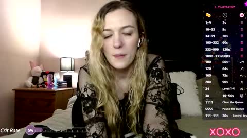 EllieeRose online show from 02-11-25, 08:20