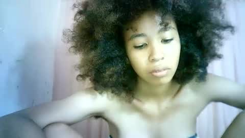 Snapshot of xenna610827 chatting on 02-03-25, 07:40 xenna610827 online show from 02-03-25, 07:40