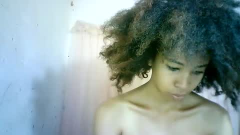 Snapshot of xenna610827 chatting on 02-04-25, 04:26 xenna610827 online show from 02-04-25, 04:26