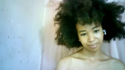 Snapshot of xenna610827 chatting on 02-13-25, 08:06 xenna610827 online show from 02-13-25, 08:06