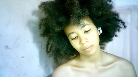 Snapshot of xenna610827 chatting on 02-17-25, 06:04 xenna610827 online show from 02-17-25, 06:04