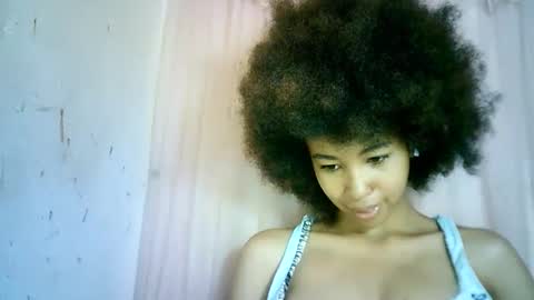 Snapshot of xenna610827 chatting on 02-27-25, 07:01 xenna610827 online show from 02-27-25, 07:01