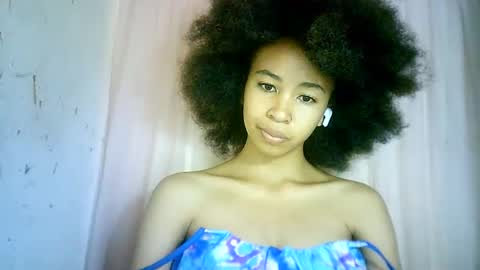 Snapshot of xenna610827 chatting on 03-09-25, 05:49 xenna610827 online show from 03-09-25, 05:49