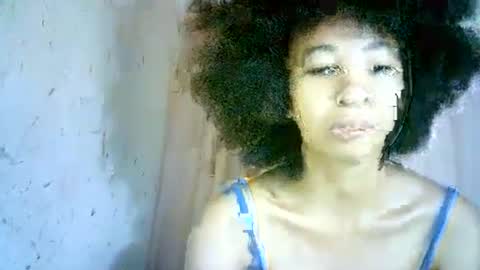 Snapshot of xenna610827 chatting on 03-10-25, 05:00 xenna610827 online show from 03-10-25, 05:00