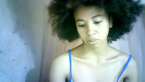 Snapshot of xenna610827 chatting on 03-10-25, 10:48 xenna610827 online show from 03-10-25, 10:48