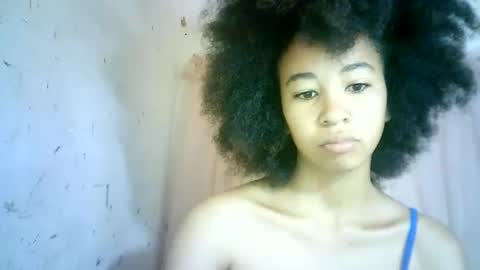 Snapshot of xenna610827 chatting on 03-11-25, 01:12 xenna610827 online show from 03-11-25, 01:12