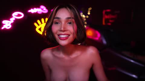 Snapshot of xforyoureyesonlyx chatting on 01-01-25, 06:47 Anne online show from 01-01-25, 06:47