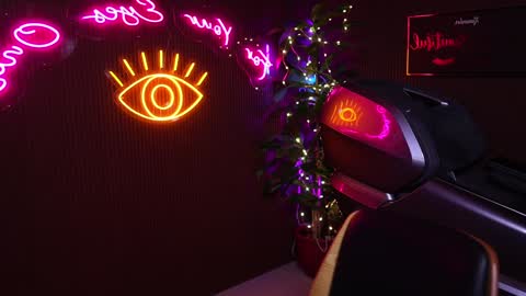 Snapshot of xforyoureyesonlyx chatting on 01-04-25, 12:59 Anne online show from 01-04-25, 12:59