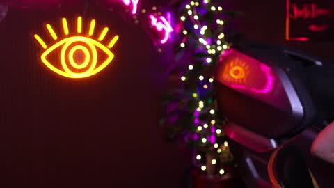 Snapshot of xforyoureyesonlyx chatting on 02-02-25, 06:15 Anne online show from 02-02-25, 06:15