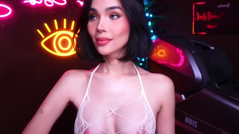 Snapshot of xforyoureyesonlyx chatting on 03-07-25, 07:30 Anne online show from 03-07-25, 07:30