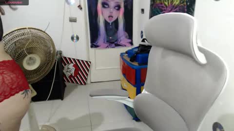 Xherry online show from 12-22-25, 02:19