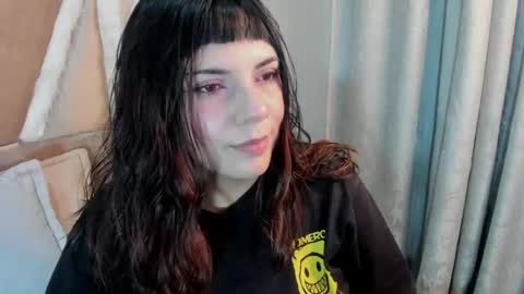 hinata  online show from 09-30-25, 11:32