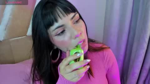 hinata  online show from 11-02-25, 07:38