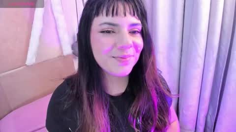 Snapshot of xhinata_hyugaxx chatting on 01-17-26, 10:46 hinata online show from 01-17-26, 10:46