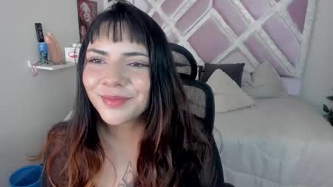 Snapshot of xhinata_hyugaxx chatting on 02-15-26, 08:05 hinata online show from 02-15-26, 08:05