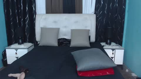 Snapshot of xhugesignificant69x chatting on 12-04-24, 12:41 xhugesignificant69x online show from 12-04-24, 12:41