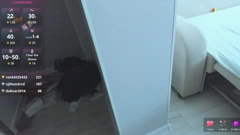 Snapshot of xiaomeii chatting on 02-05-26, 11:31 Mei online show from 02-05-26, 11:31