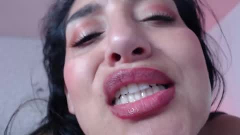 ximena suarez online show from 02-07-25, 08:01