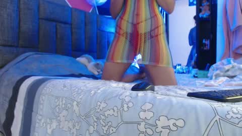 ximena suarez online show from 10-01-25, 02:23